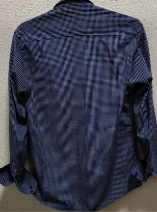 Camisa Lacoste manga larga talla 39. 