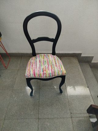 Silla antigua restaurada