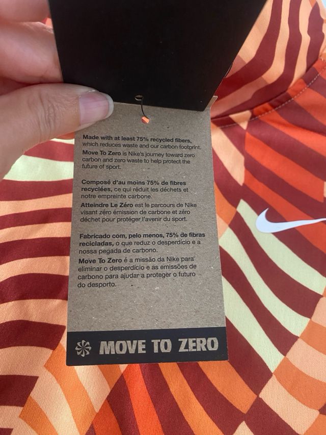 Camiseta Nike running multicolor talla L niño niña