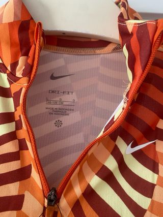 Camiseta Nike running multicolor talla L niño niña