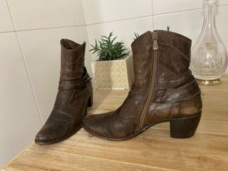 Botines cuero Nero Giardini 38