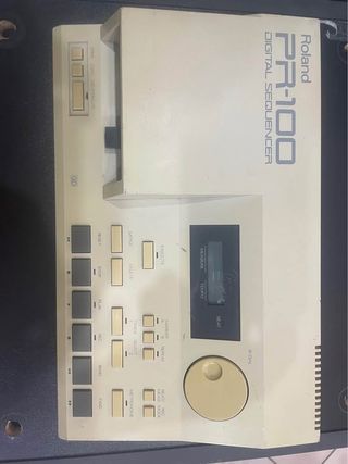 Sequencer Roland PR-100 vintage