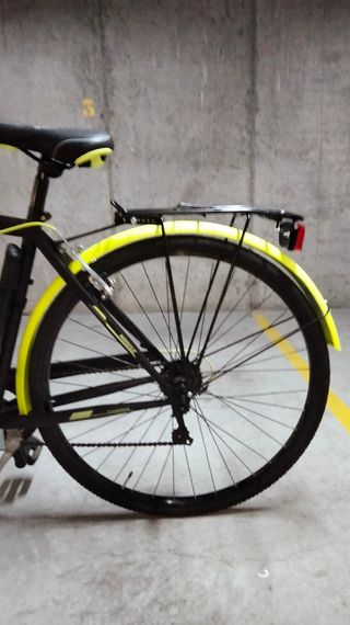 Bicicleta paseo 7v. Cómoda y nueva.