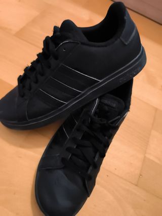 Zapatillas Adidas negras
