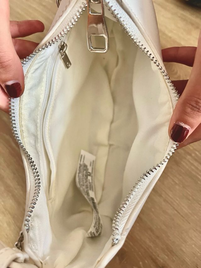 Bolso bandolera Stradivarius blanco