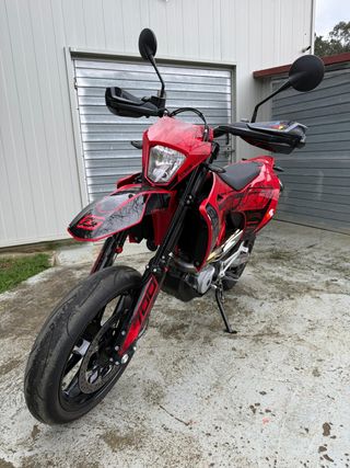GasGas 700 SM 2023 - 3600km
