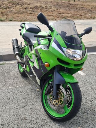 Kawasaki ZX-6R - 1998