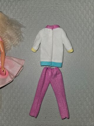 Muñeca Barbie + Ropa Skipper