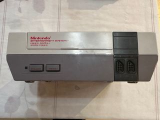 NES Nintendo -Dos Mandos y 4 Juegos