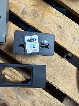 Pantalla Ford Focus MK3 Original