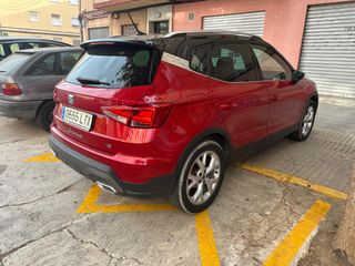 SEAT Arona 150 DSG FR