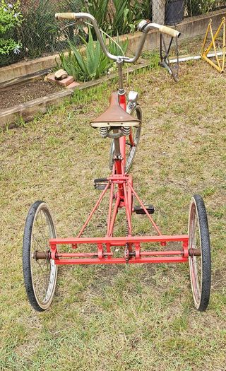 bicicleta triciclo plegable marca BH