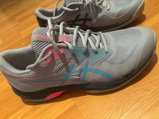 Zapatillas Asics pádel casi nuevas 