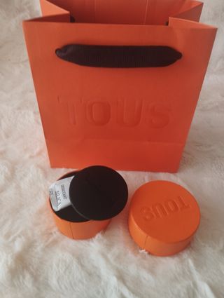Caja y bolsa Tous naranja