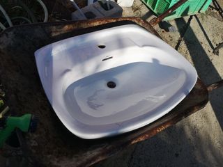 Lavabo cerámico sin pie