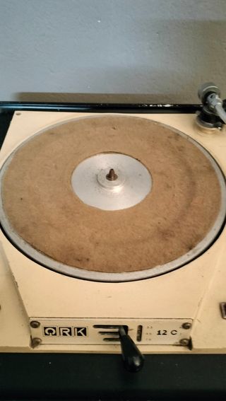 Tocadiscos QRK 12c.