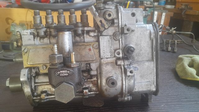 Bomba inyectora BOSCH Mercedes 300D