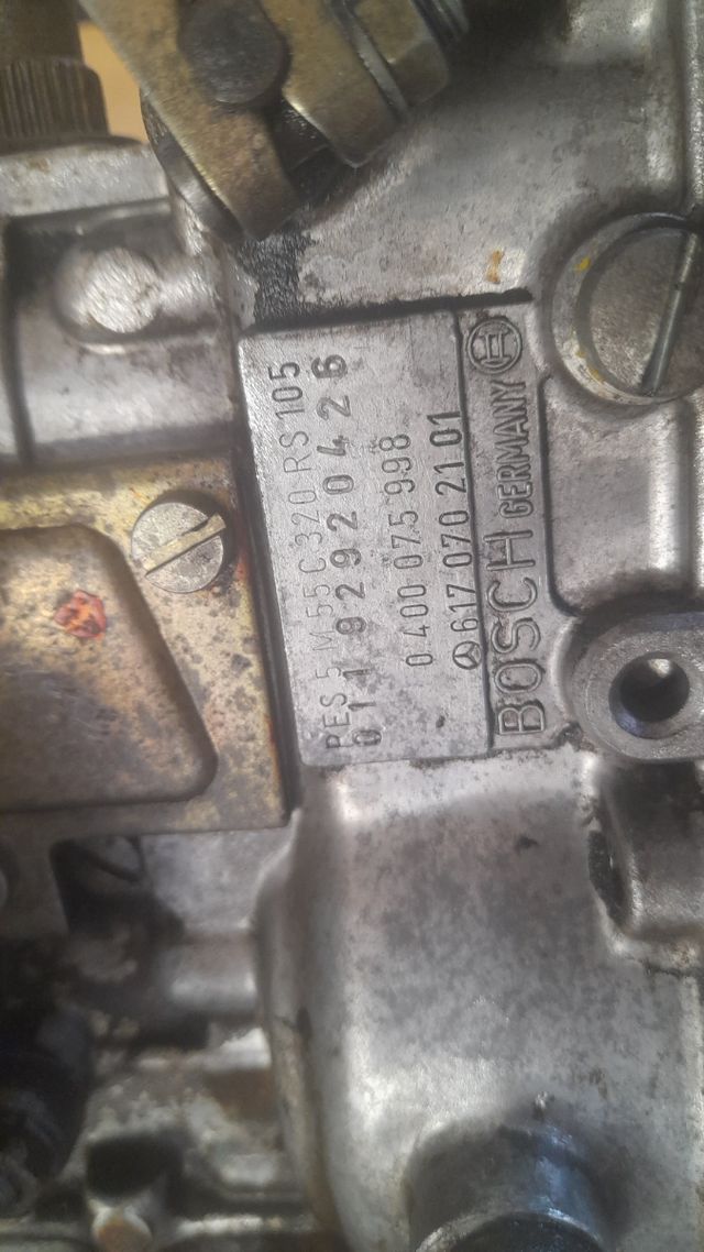 Bomba inyectora BOSCH Mercedes 300D