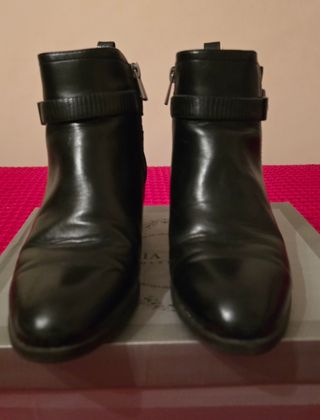 Botines negros - tacón bajo