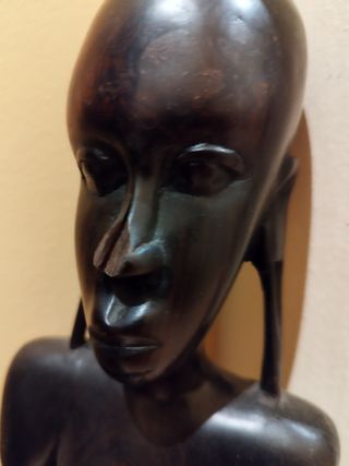 2 Figuras madera tallada - Africanas