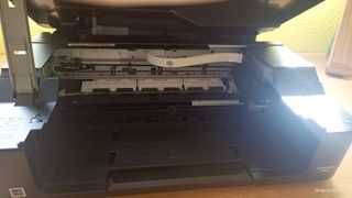 Impresora Epson XP-235 - Multifuncional