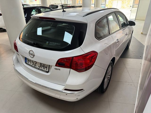 Opel Astra 2015