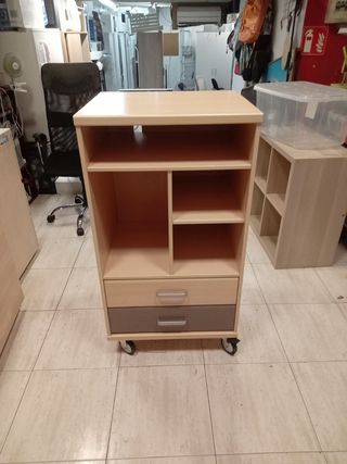 Mueble TV - Estantería con ruedas