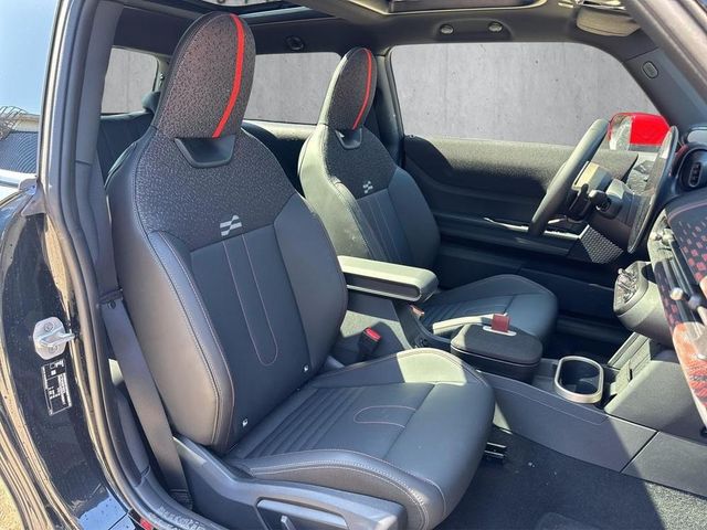 MINI Mini  JOHN COOPER WORKS 2025