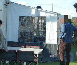 Avancé caravana: Laterales y frontal para toldo.