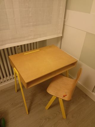 Pupitre infantil madera - amarillo