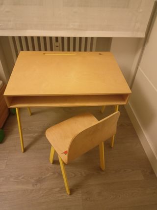 Pupitre infantil madera - amarillo