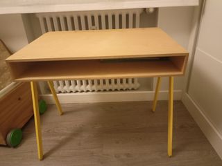 Pupitre infantil madera - amarillo