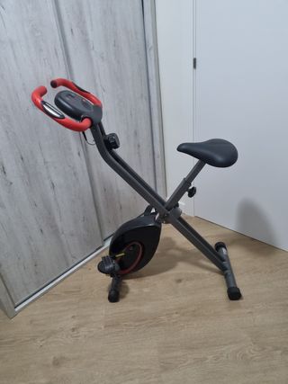 Bicicleta estática plegable