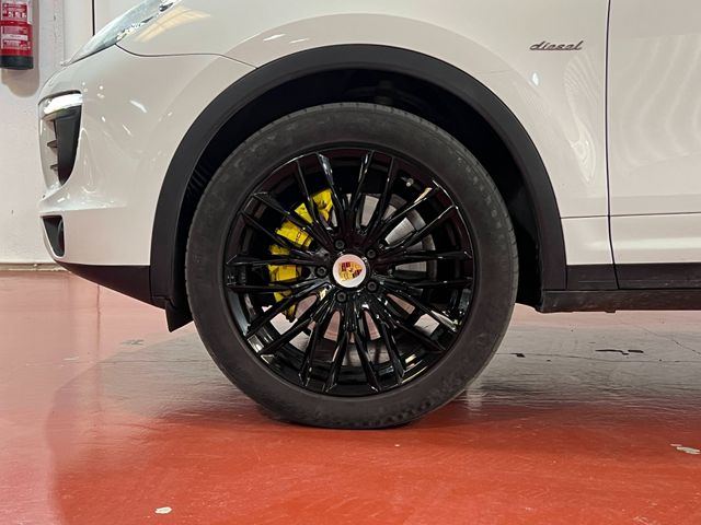 PORSCHE Cayenne Diesel