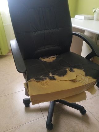 Silla oficina - negra, piel sintética