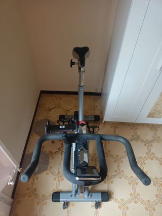 Bicicleta spinning BH JetBike220