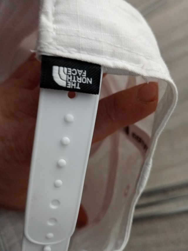 Gorra North Face negra