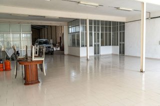 Local comercial en venta en Deltebre