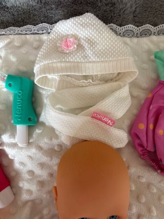 Muñeca Nenuco con ropa y accesorios