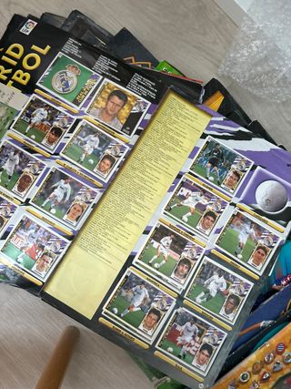 Álbumes Liga Este para recuperar cromos