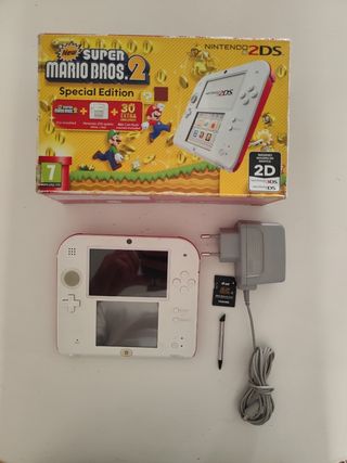 Nintendo 2DS bianco e rosso - Edizione speciale