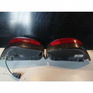 Juego de pilotos traseros Renault Clio I (