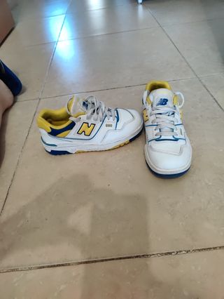 Zapatillas New Balance 550.
Son un 31. 