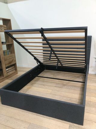 Cama canapé gris - cabecero acolchado