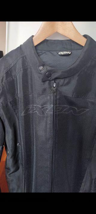 Chaqueta moto Ixon negra