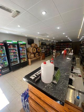 Local comercial en venta en Can Vidalet en Esplugues de Llobregat