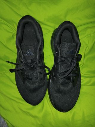 Zapatillas Adidas negras