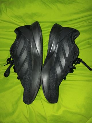 Zapatillas Adidas negras