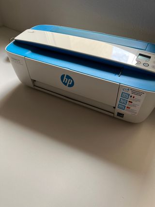 Impresora HP Deskjet 3720 - Azul y Blanca