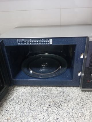 Microondas Samsung MG22M8055AK
